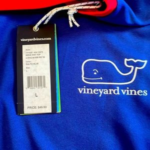 Vineyard  Vines Mens pull over